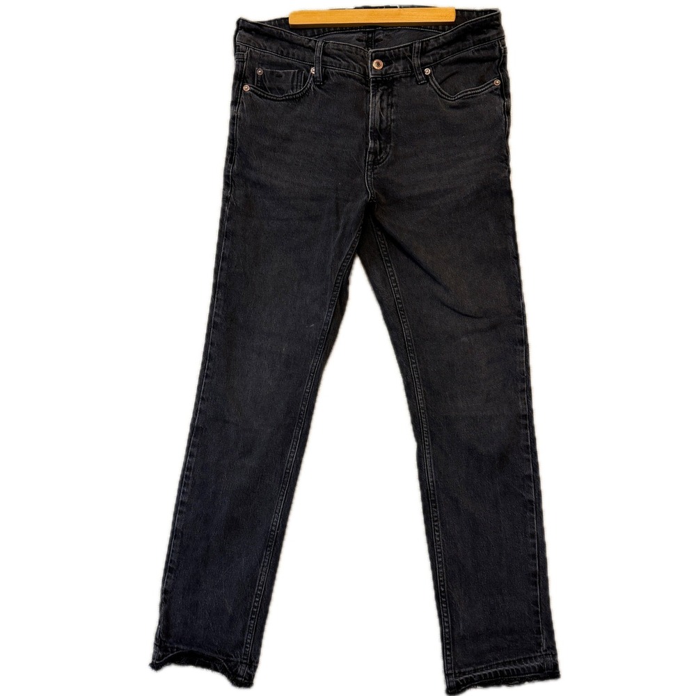 WE THE FREE Slim Boyfriend Jeans in Faded Black Women's 28 Raw Hem
